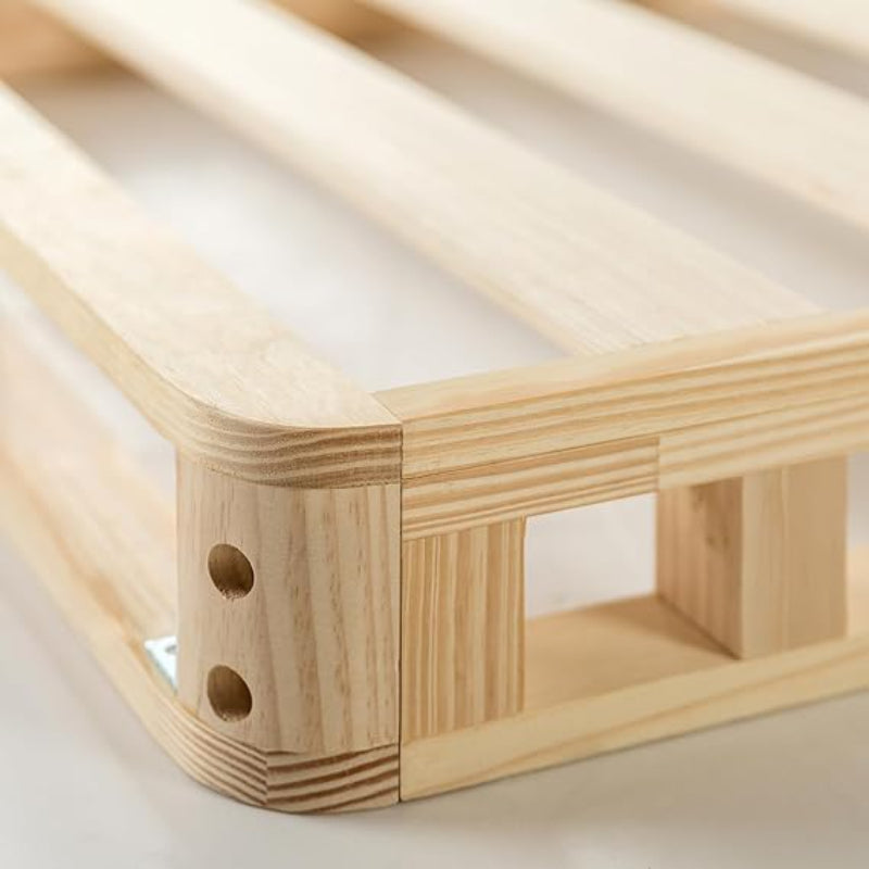 Close-up of box spring wooden corner joint construction – SleepWell